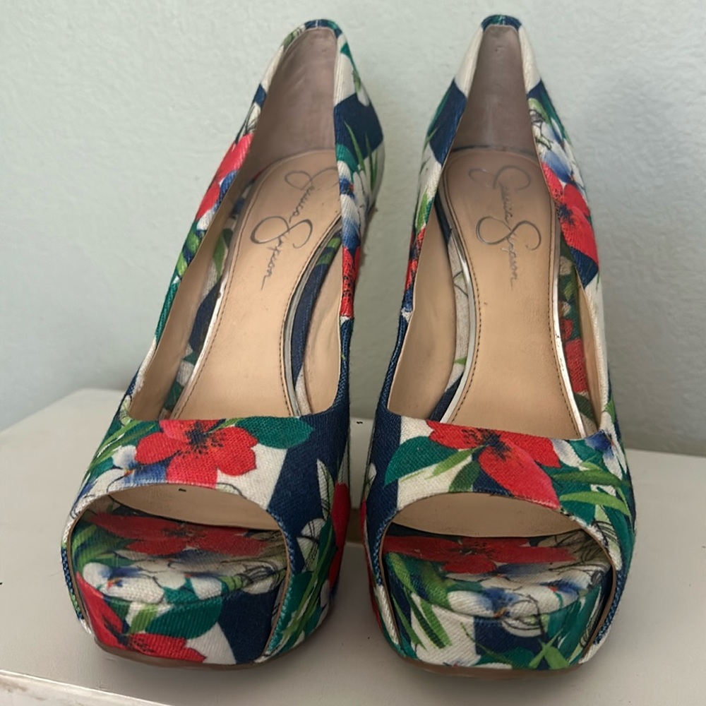 Jessica simpson floral print. Gently used platform wedges.
